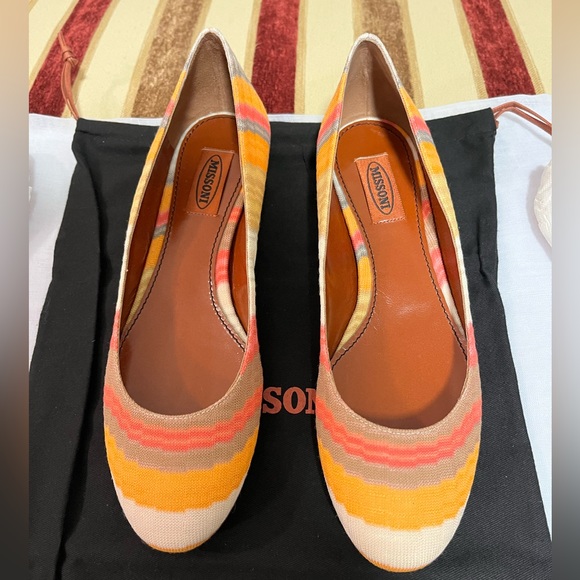 MISSONI NIB AUTHENTIC SIGNATURE ZIGZAG DESIGN GENUINE SOFT LEATHER  FLATS - Picture 1 of 17